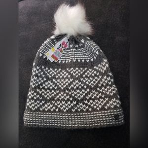 Brans New. Zella Gray and White POM POM Beanie